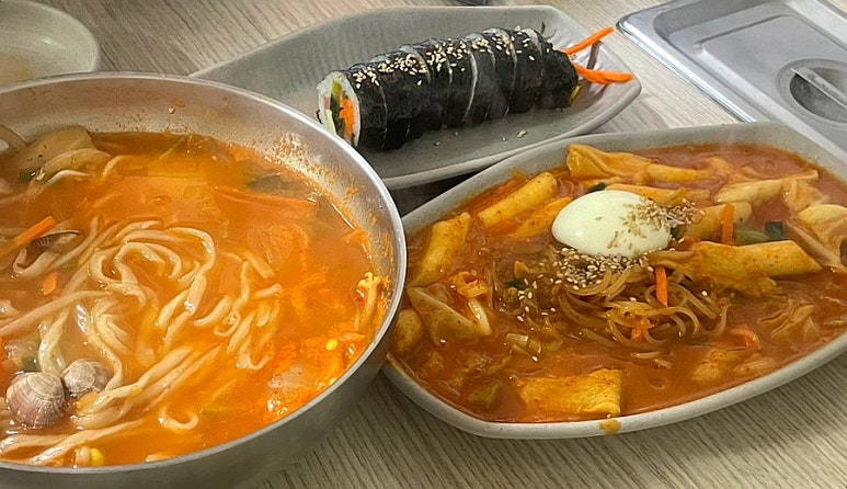 민주네분식 이미지