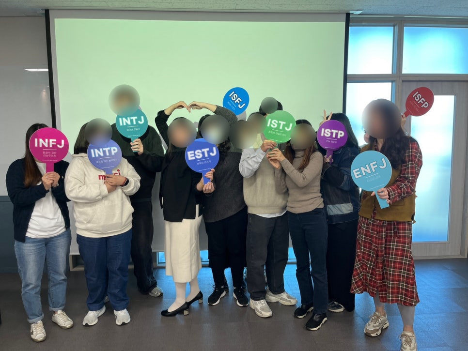 휴먼교육주 이미지