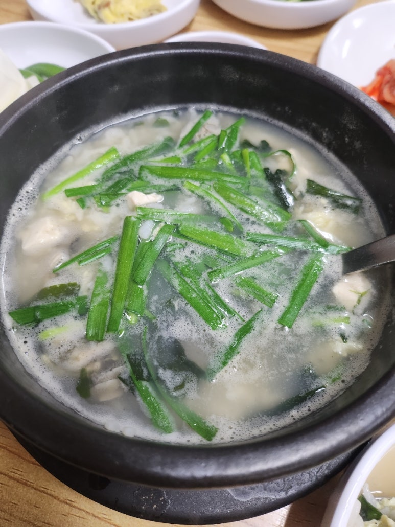 장수촌 굴국밥 사진 5