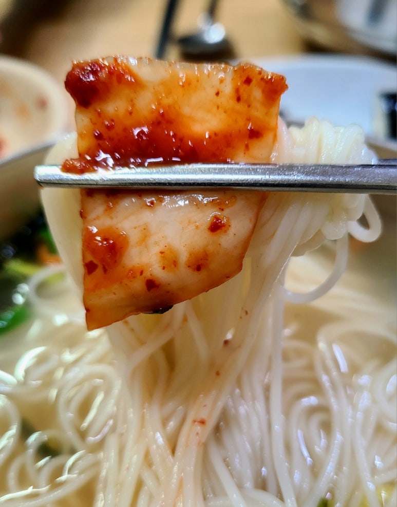 공릉멸치국수 이미지