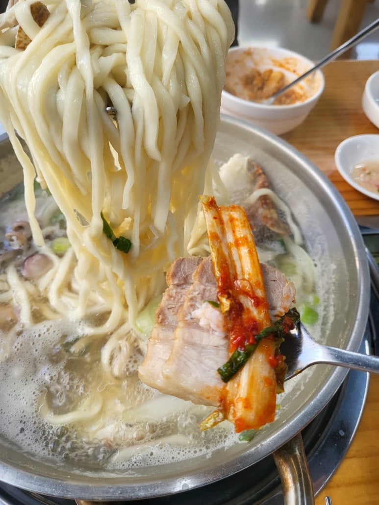 우정 칼국수&보쌈 이미지