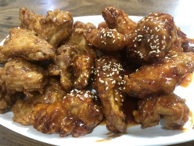 EQ치킨 이미지