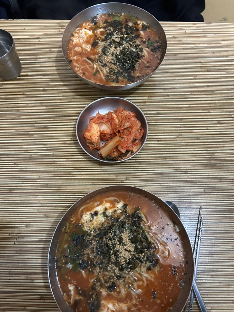 추정칼국수 이미지