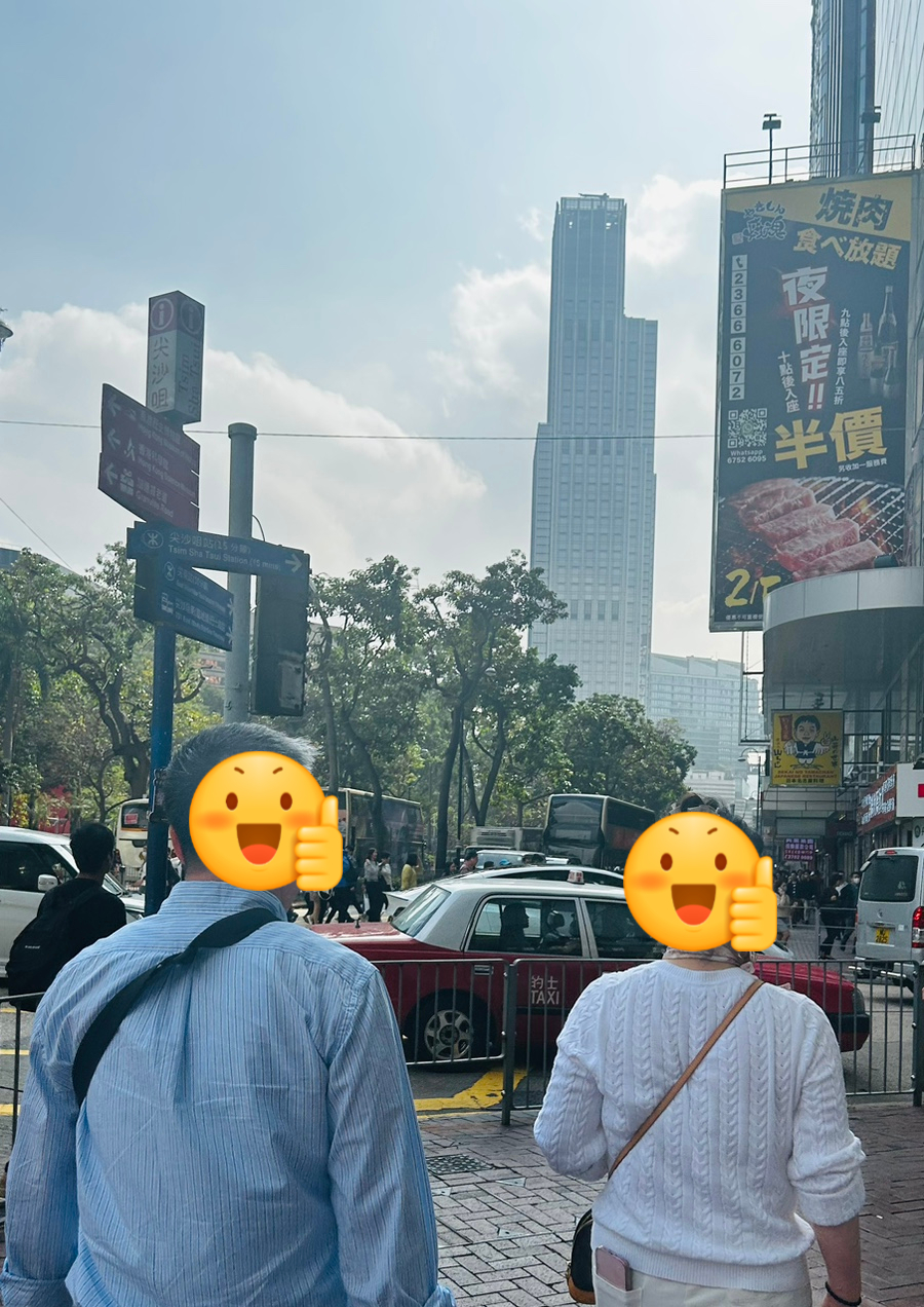 로지 아울렛 이미지