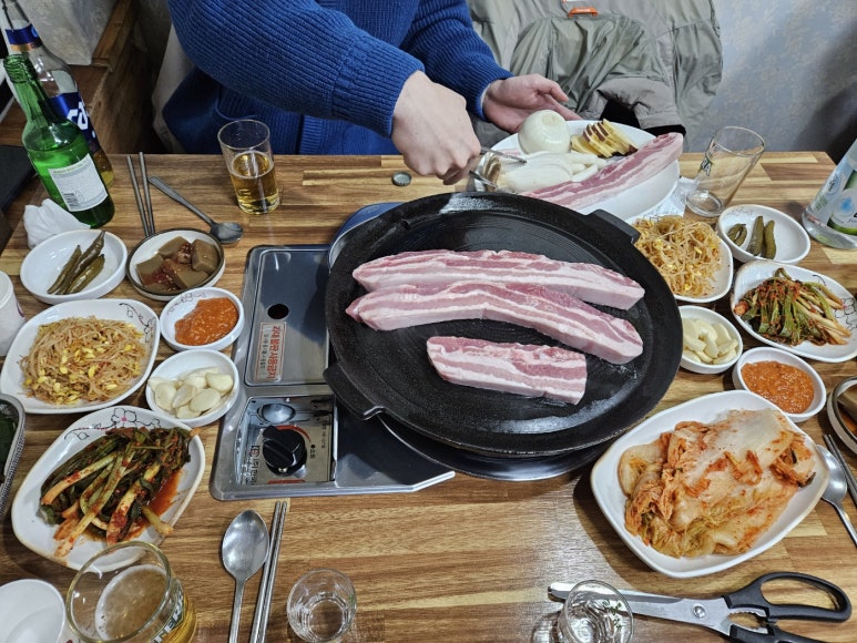 희야네솥뚜껑삼겹살 이미지