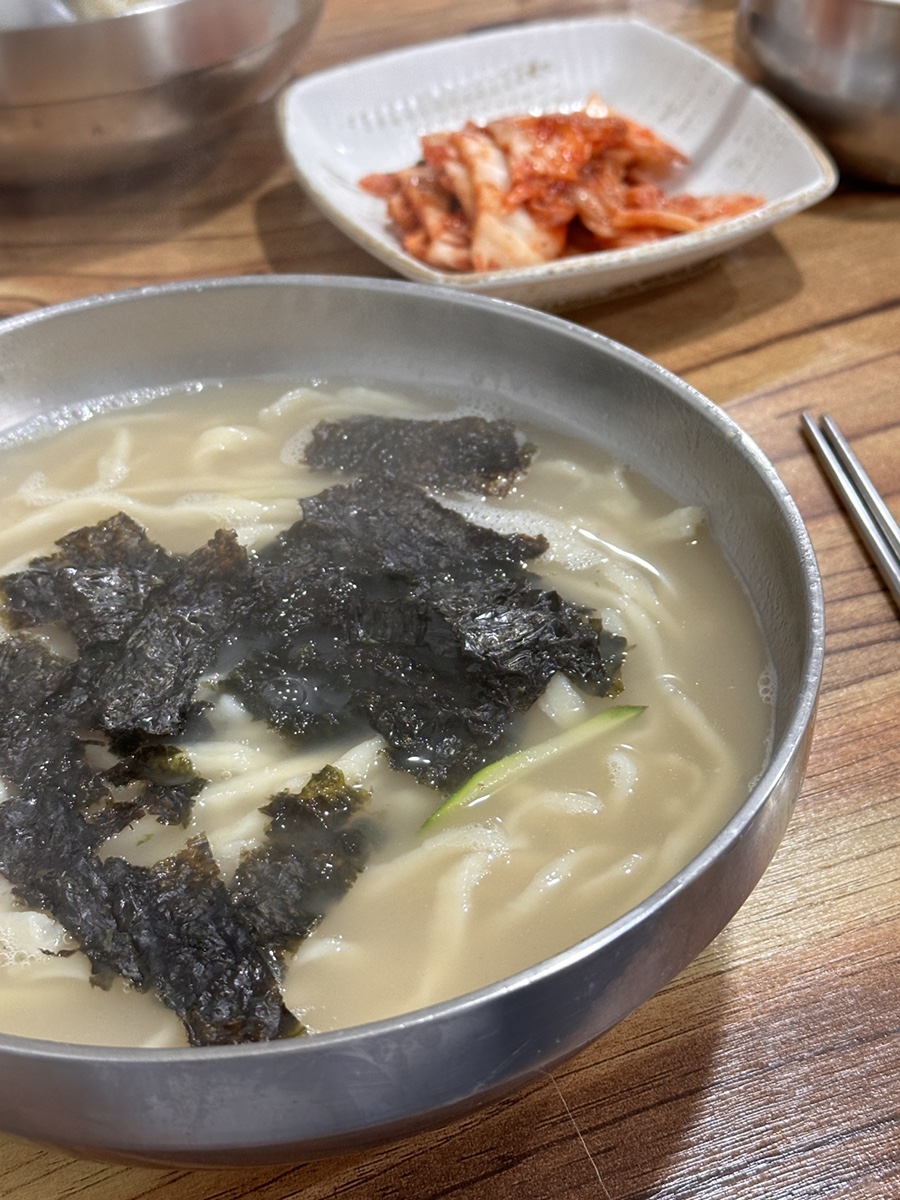 이모네손칼국수 이미지
