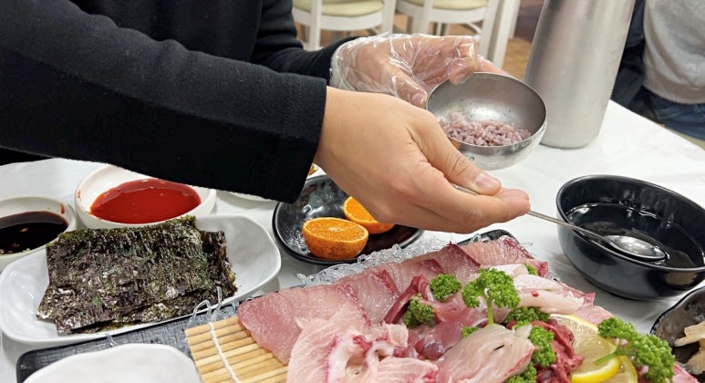 용마횟집 이미지