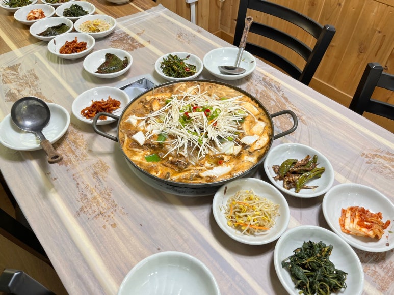 고향맛식당 이미지