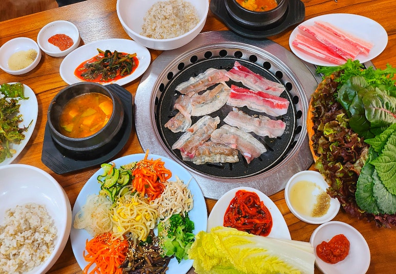 고향토종흑돼지 이미지