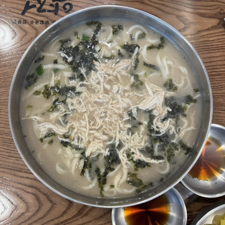 약전닭칼국수 이미지