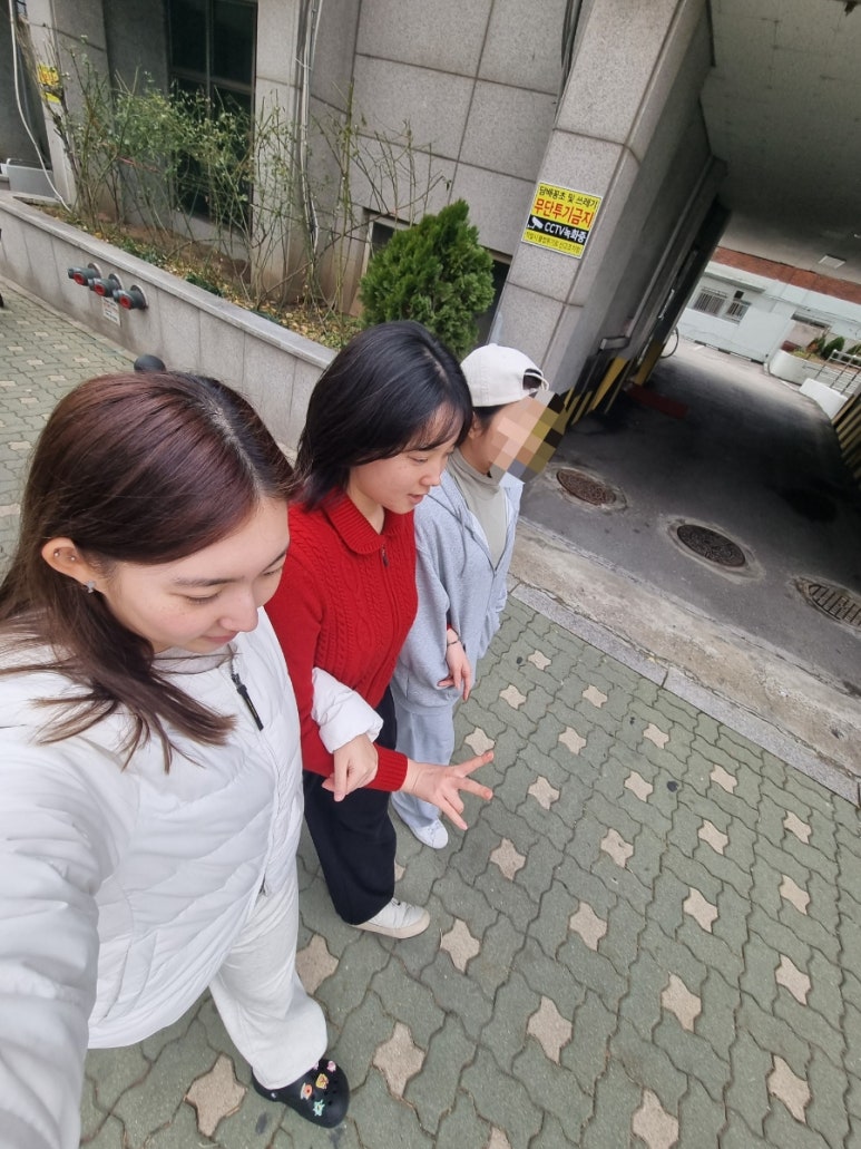 채윤 살롱 이미지