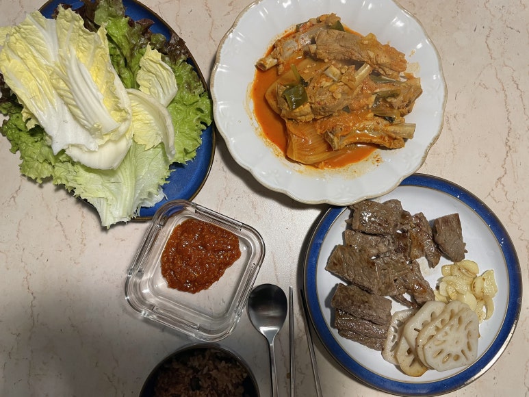 얀이네김치 이미지
