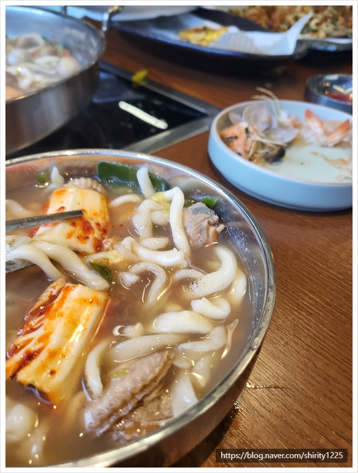 박승광해물칼국수 파주마장호수점 이미지
