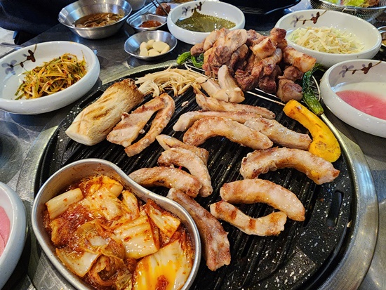 돈구어 이미지