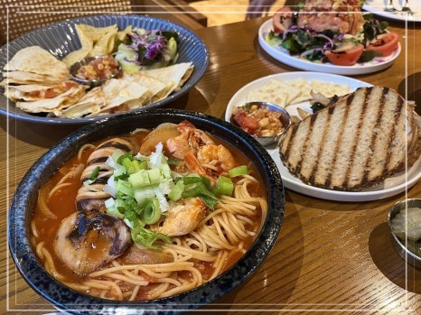 카페푸른밤 이미지