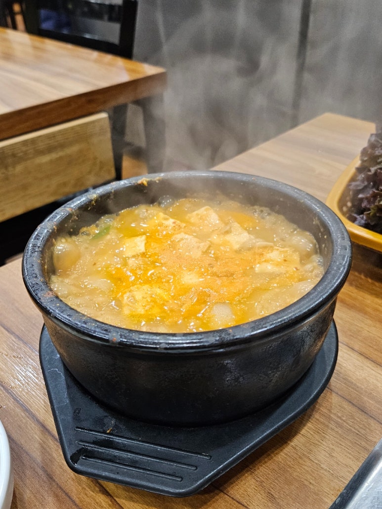 생삼겹살 궁마루숯불갈비 대표 사진