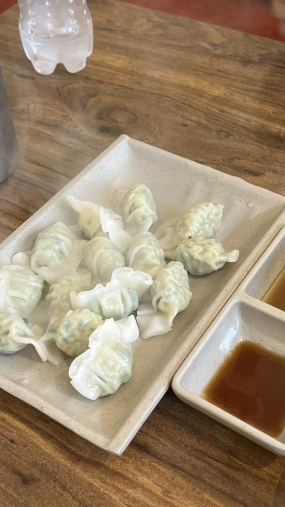 꽈리칼국수 이미지
