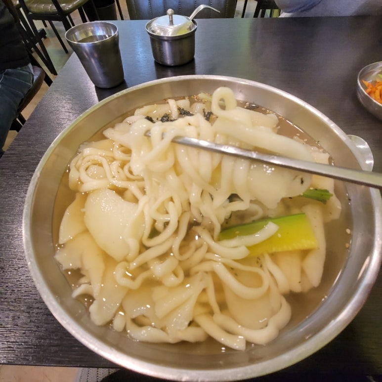 손칼수제비 이미지