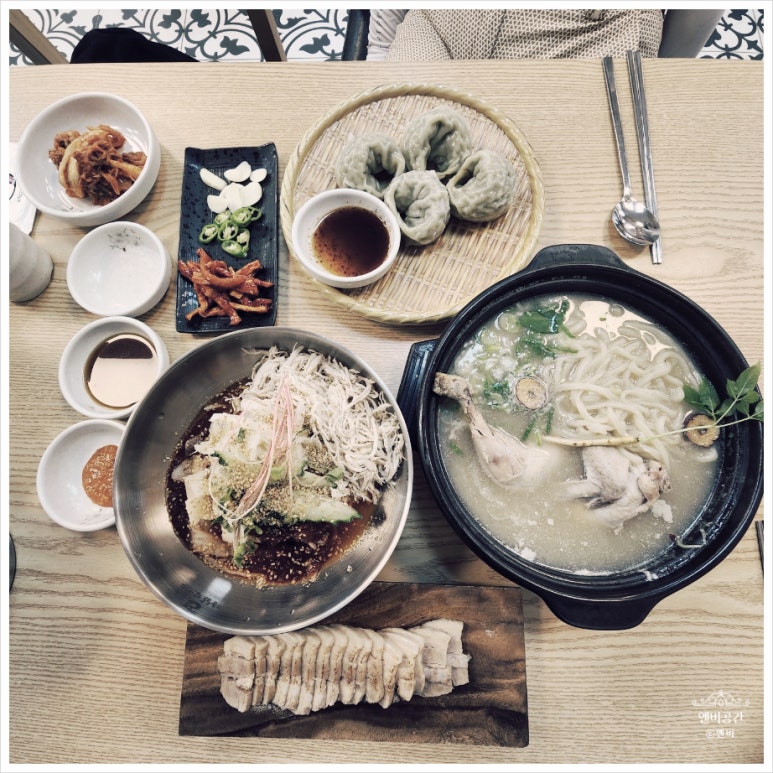 최고닭칼국수 이미지