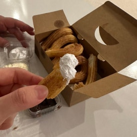 츄로바니 이미지
