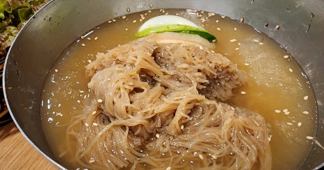 보리돈생고기 이미지