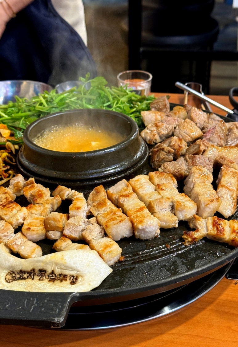 효자동솥뚜껑신정역점 이미지