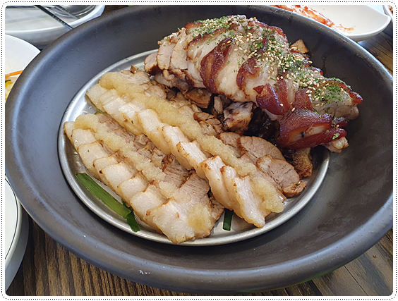 청와삼대족발;보쌈;칼국수 이미지