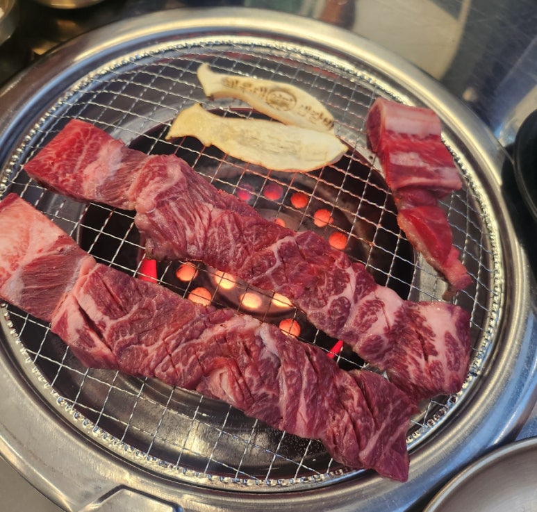 연탄생갈비수원금곡점 이미지