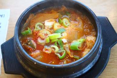 돼지홀릭 이미지