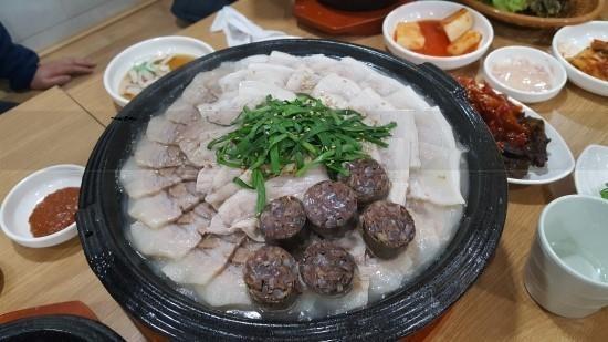 부산돼지국밥 이미지