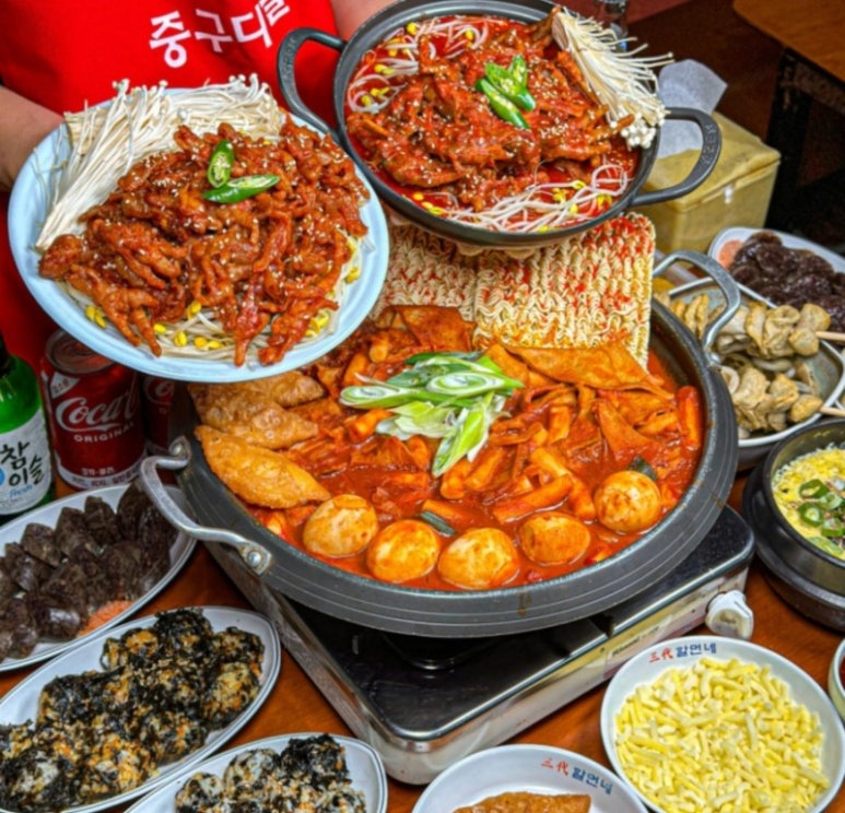 떡볶이창고 이미지