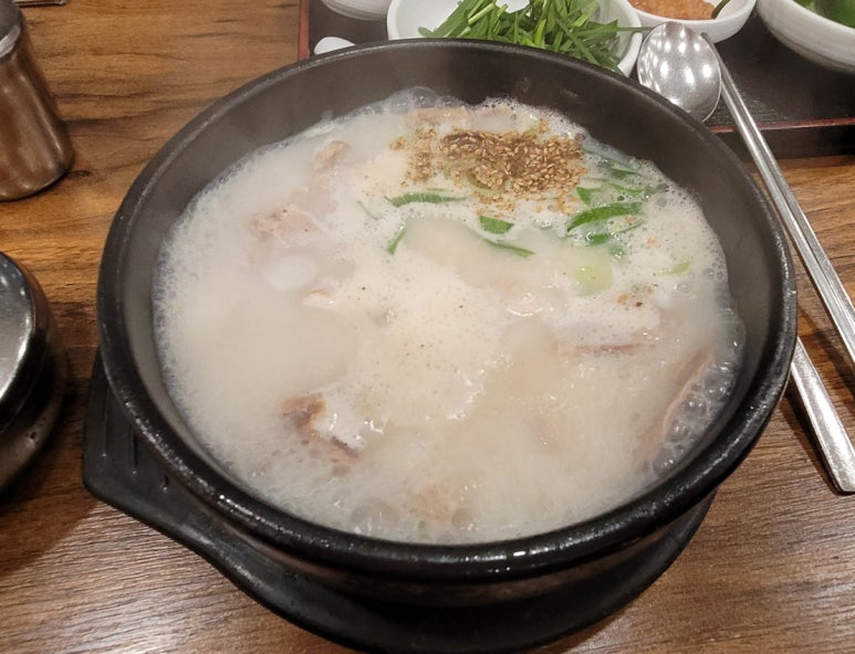 장수촌24시돼지국밥굴화점 이미지