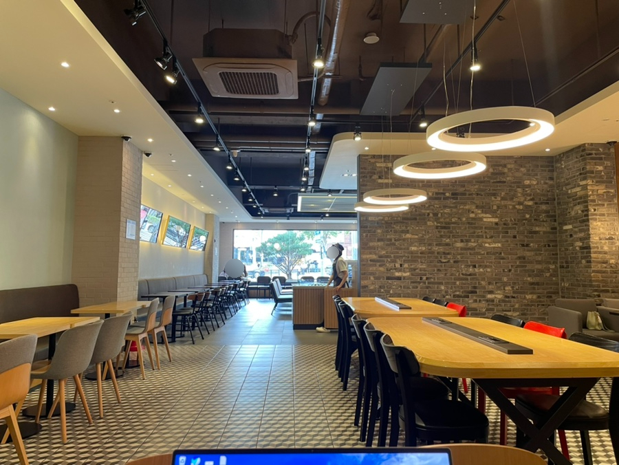 할리스 오류동점 이미지