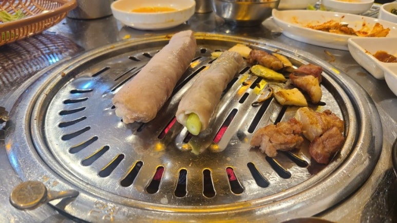 용식이삼겹 이미지