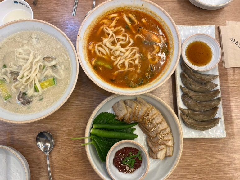 고향 엄마손 생바지락 칼국수 성남시청직영점 이미지