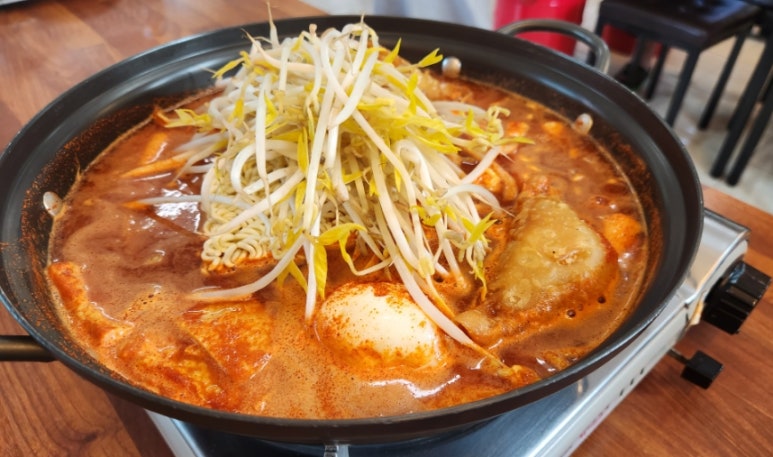 월드튀김김밥 이미지