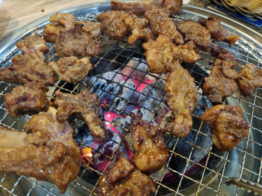 형석이네숯불갈비 이미지