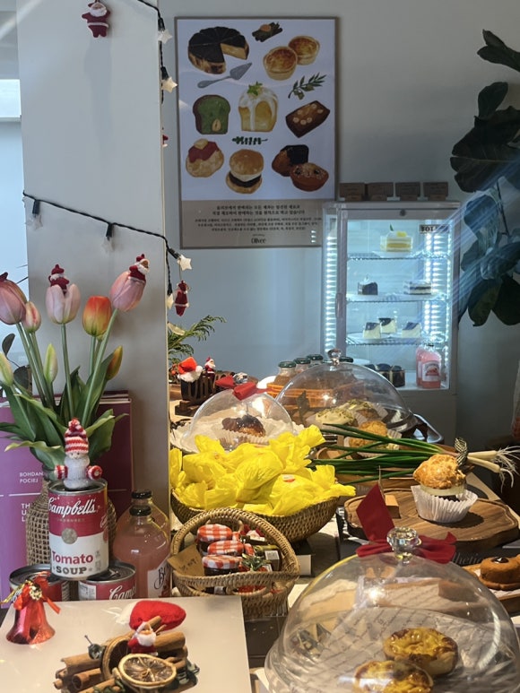 올리브트리카페 이미지