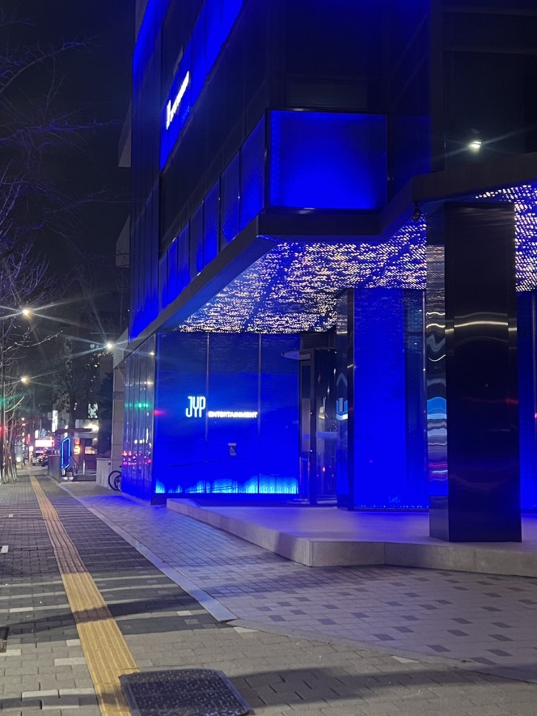 젤라떼리아피오니 이미지