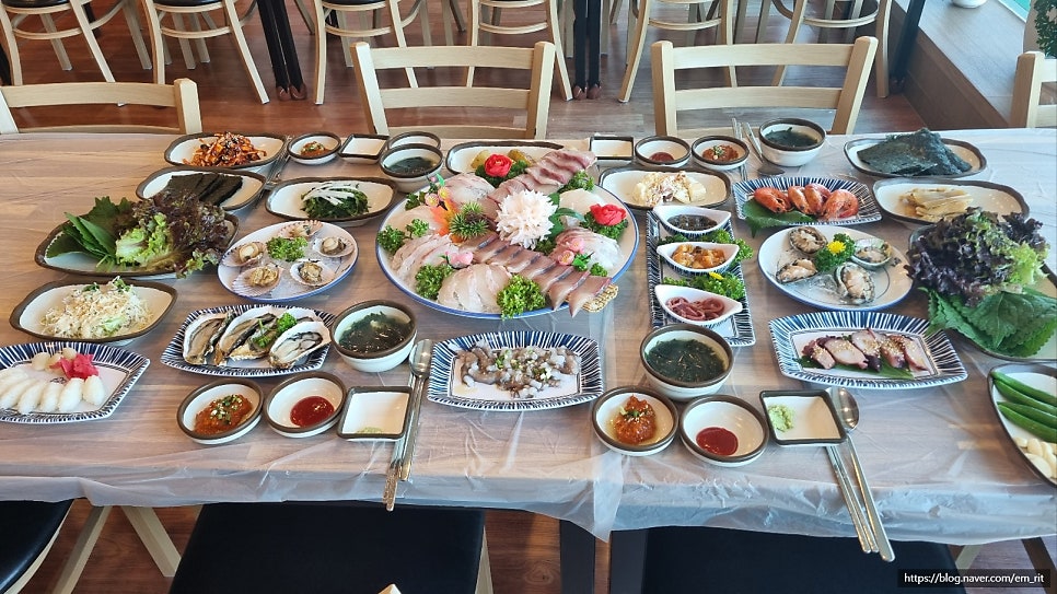 윤희횟집 이미지