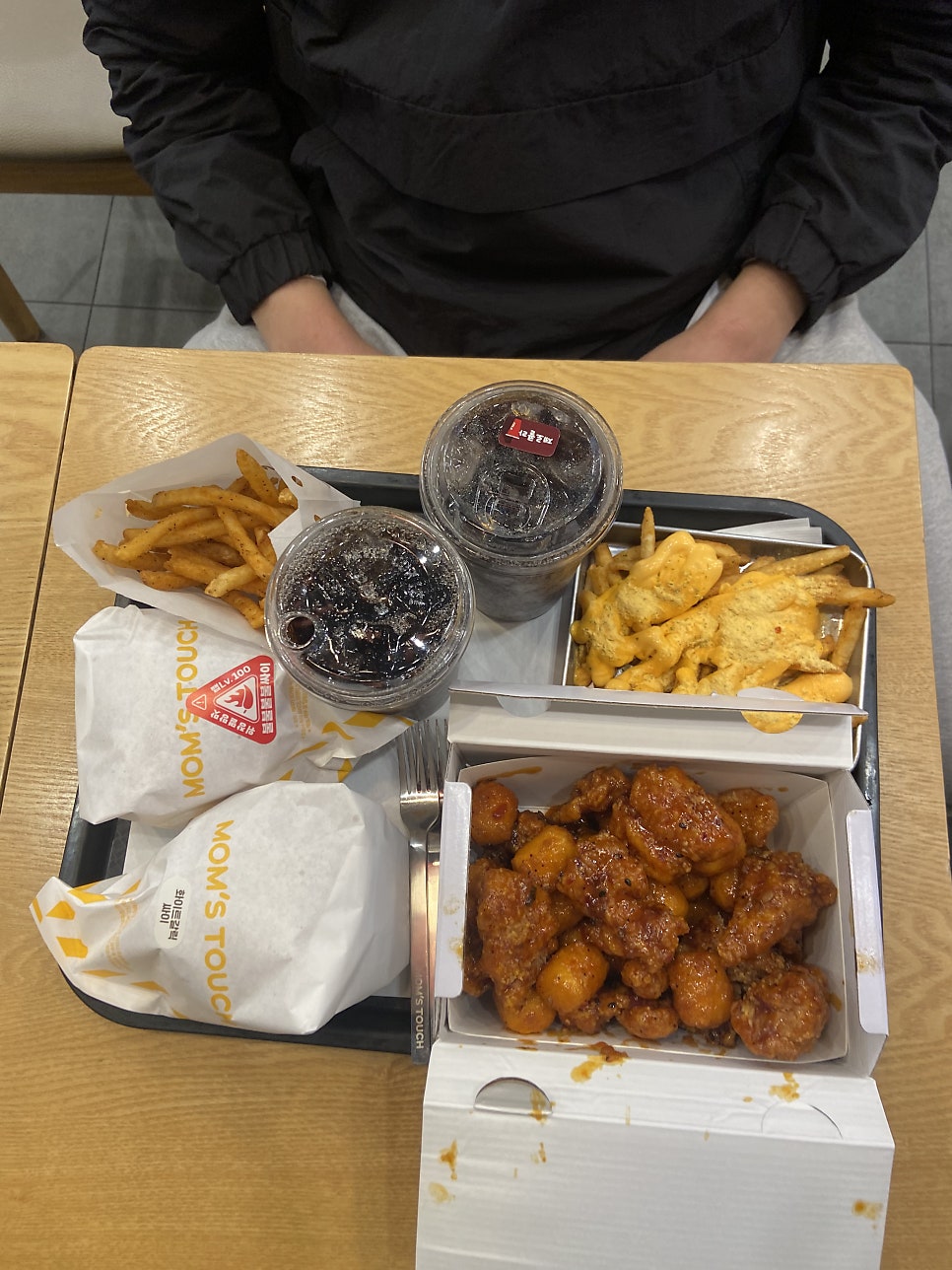 맘스터치대구현풍점 이미지