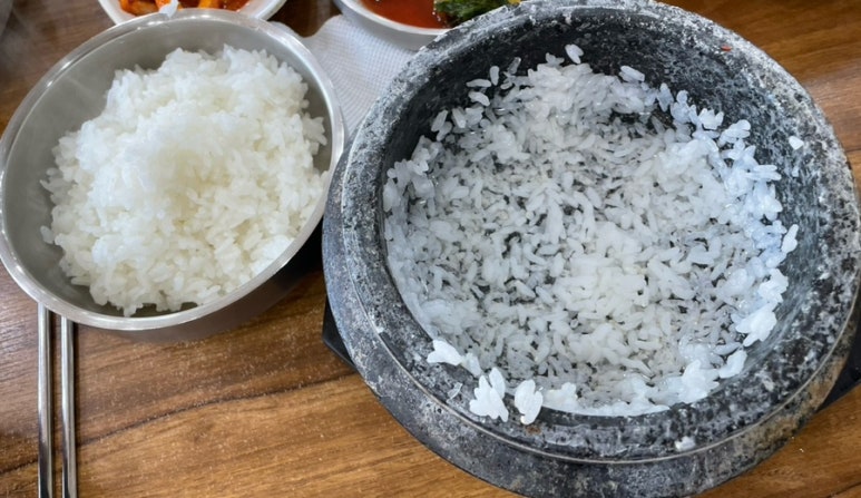 돌솥밥 기사식당 이미지