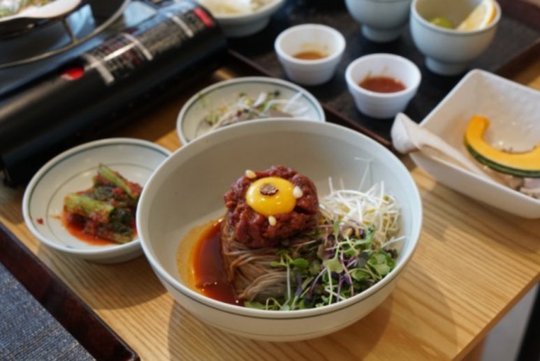 옥냉면 이미지