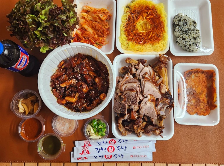 강남왕족발 이미지