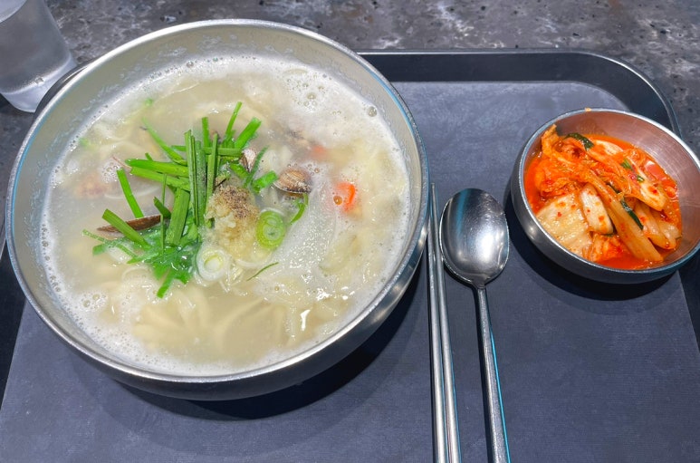 빵위에치즈김해 이미지