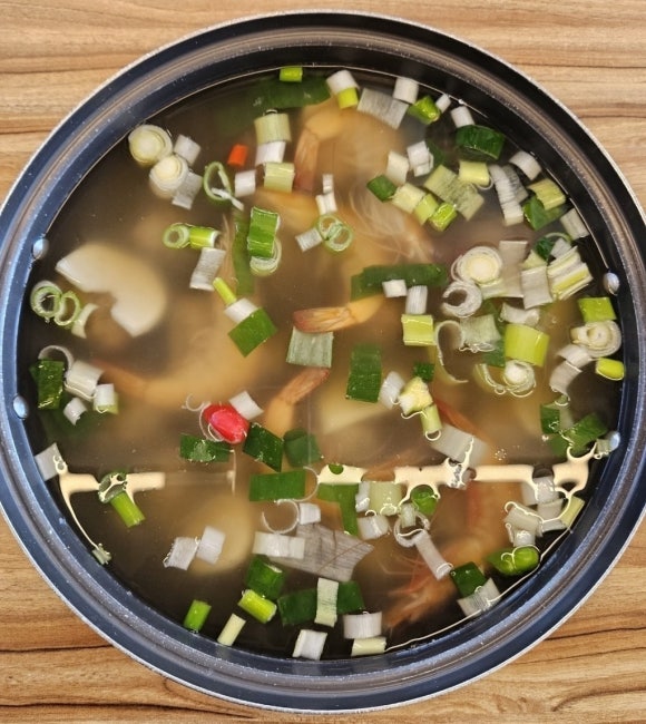 백합칼국수 이미지