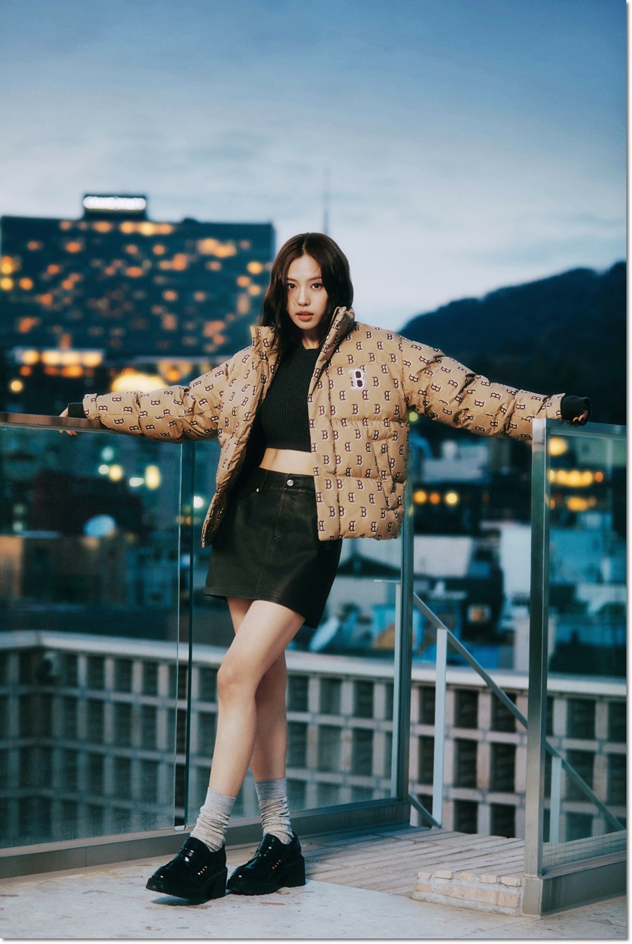 살펴봄 이미지