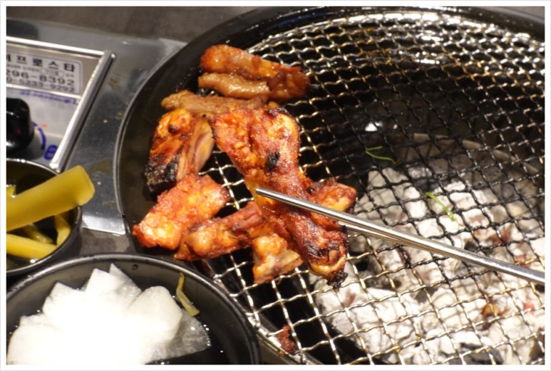 숯불과 닭갈비 이미지