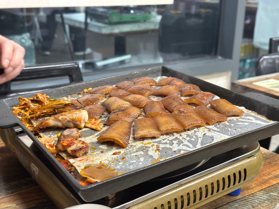 돼지마당연탄소금구이 이미지