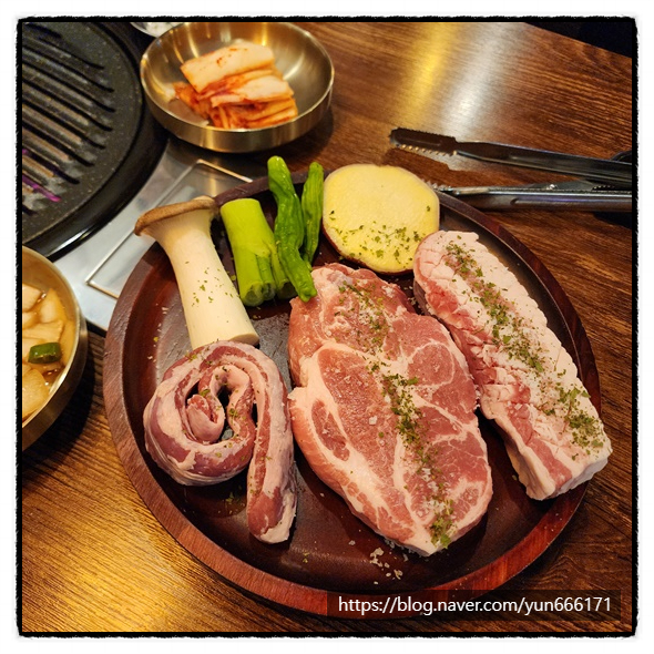 돈육몽 이미지